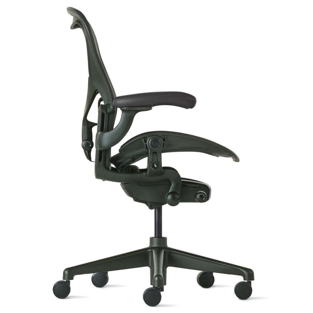 Herman Miller Aeron Ergonomic Office Chair – Size C – Jasper
