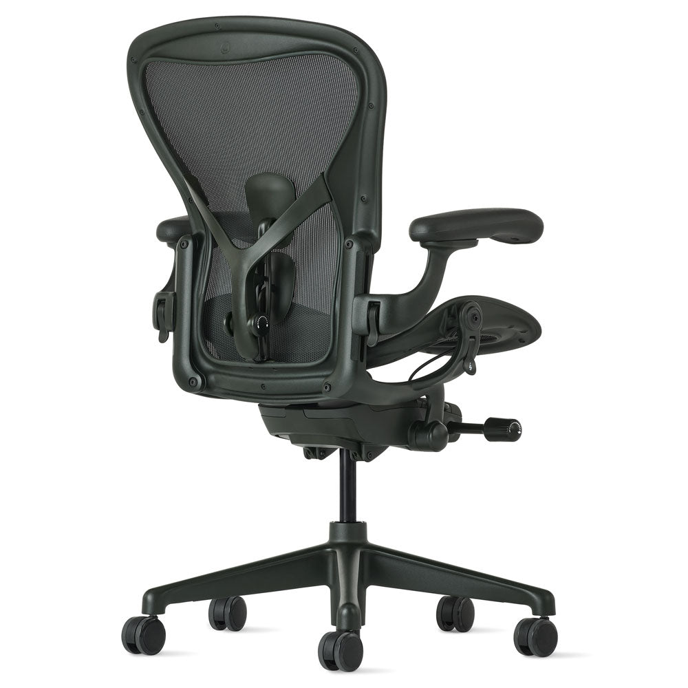 Herman Miller Aeron Ergonomic Office Chair – Size C – Jasper