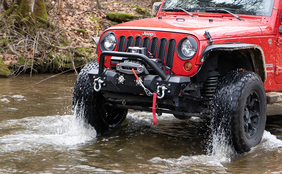 Gladiator F-Type 10000 Electric Winch - 12v Synthetic Rope