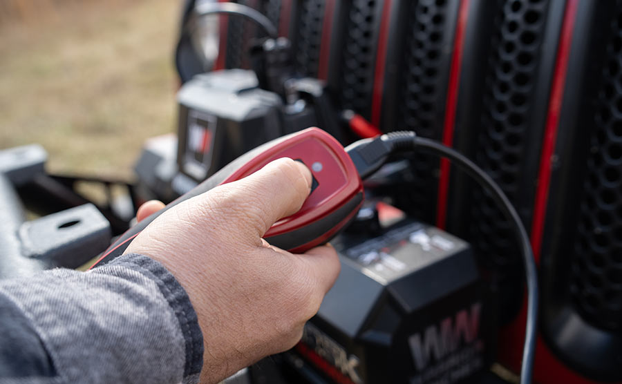 Gladiator F-Type 10000 Electric Winch - 12v Synthetic Rope