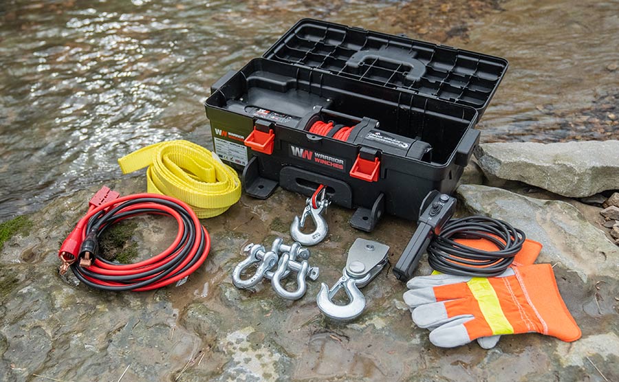Trojan 4000 Portable Utility Winch - Synthetic Rope